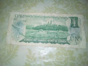 Старые канадский доллары